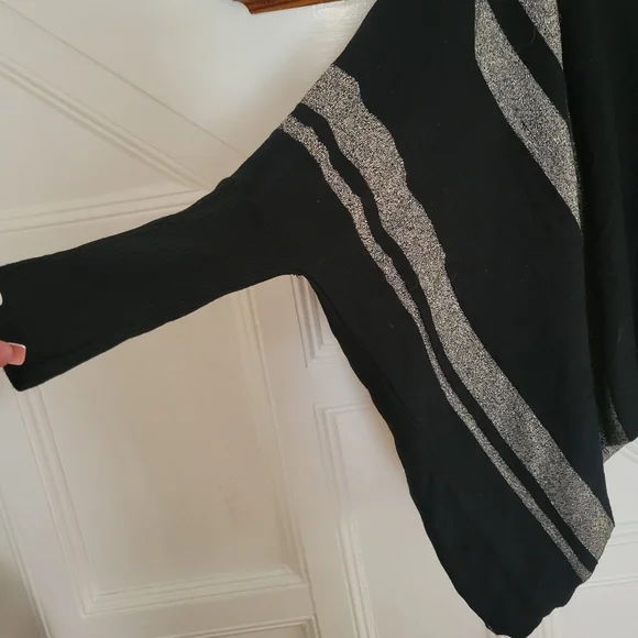 ALFANI Turtleneck Poncho Sweater Size Medium - Picture 6 of 9